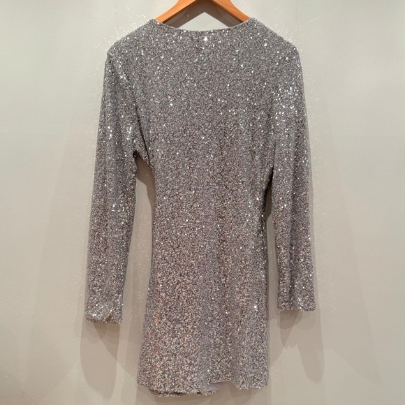 H&M silver sequins wrap dress, size M - Picture 6 of 16